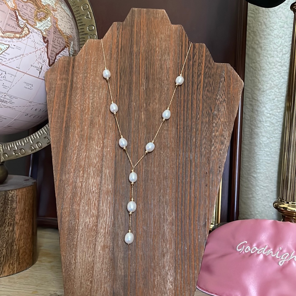 14kt Fresh Water Pearl Necklace With 9 Pearls